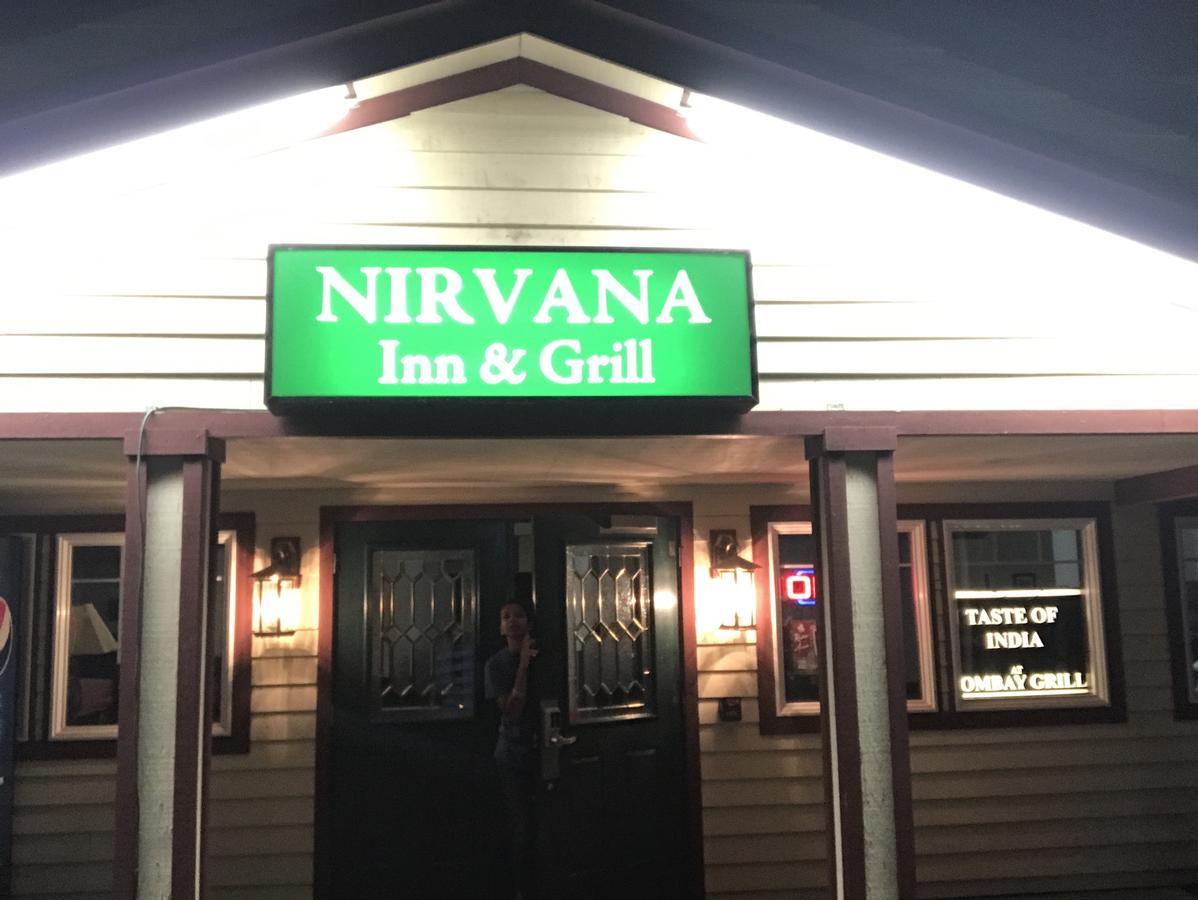 Nirvana Inn & Grill Ellensburg Exterior photo